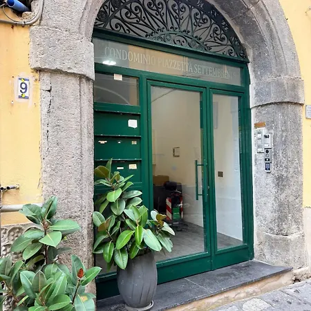 Bhome Centro Storico Di * Napoli